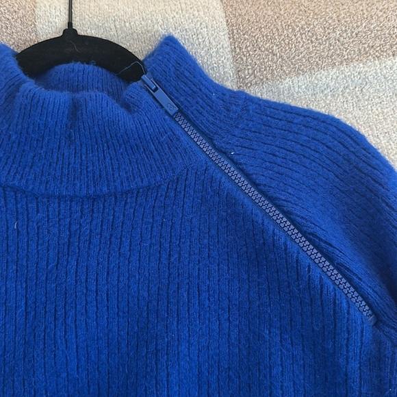 Lou & Grey Vibrant zip detail Blue Turtleneck Sweater wool blend small - Picture 4 of 6
